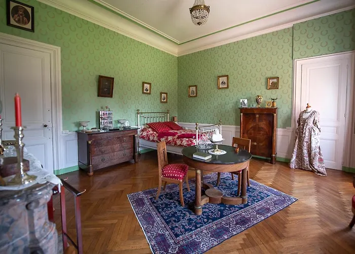 Chateau D Hugleville photo