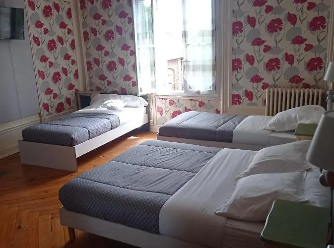 Hotel Du Chateau Blanc Elbeuf photo