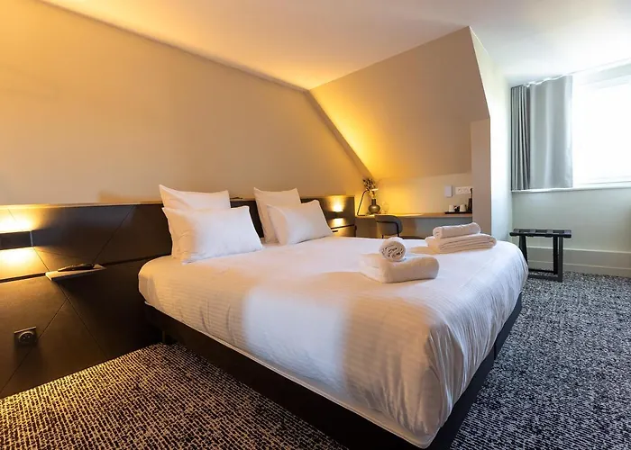 Logis Hotel & Restaurant Le Vert Bocage Franqueville-Saint-Pierre photo