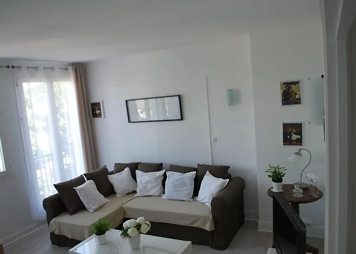 Фото Апартаменты Balcon Anquetil 4 Руан