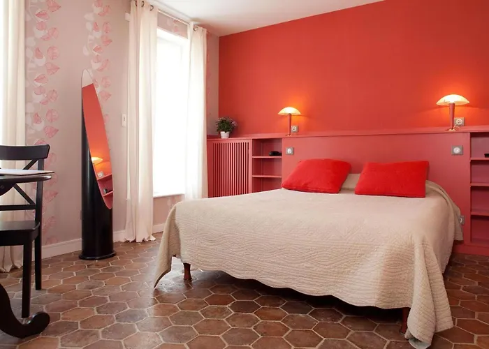 Hotel Du Saumon, Verneuil Sur Avre Verneuil d'Avre et d'Iton photo