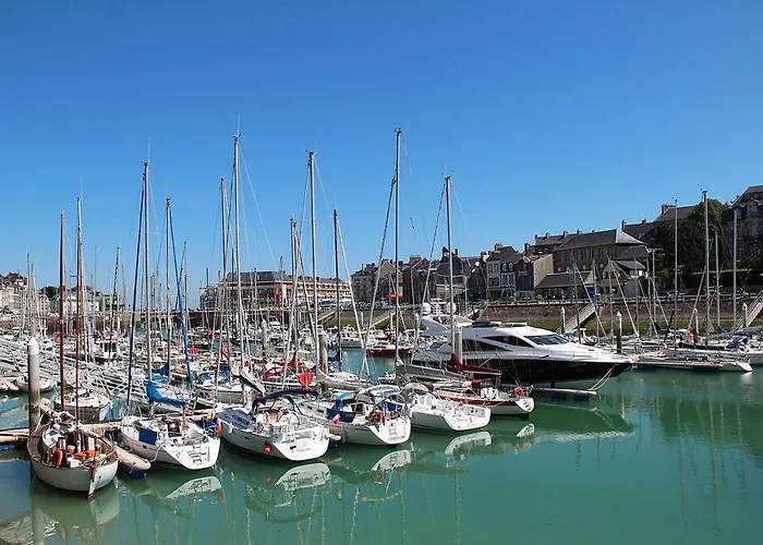 Appartement Meuble En Plein Coeur De St Valery En Caux Saint-Valery-en-Caux photo
