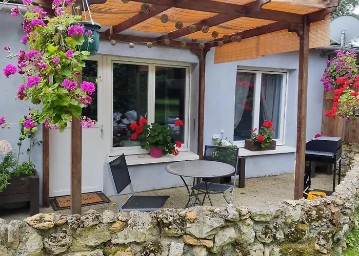 Petit Cottage Saint-Pierre-la-Garenne photo