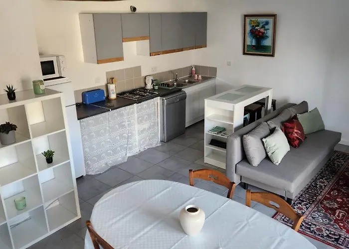 Chez Maud Apartment Boos  photo