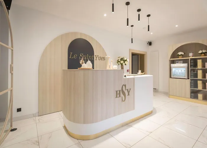 Hotel Le Saint-Yves Le Treport photo