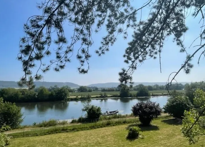 Gite Seine Et Nature Le Chalet Saint-Pierre-la-Garenne photo