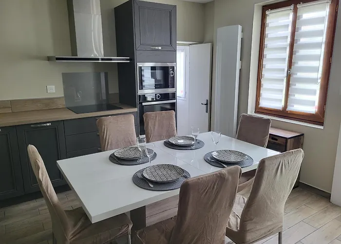 Gitechezpetitjean Turretot photo