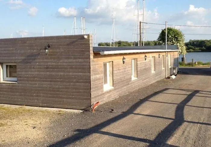 Gite 11 Couchages Ideal Pro Btp Tancarville photo