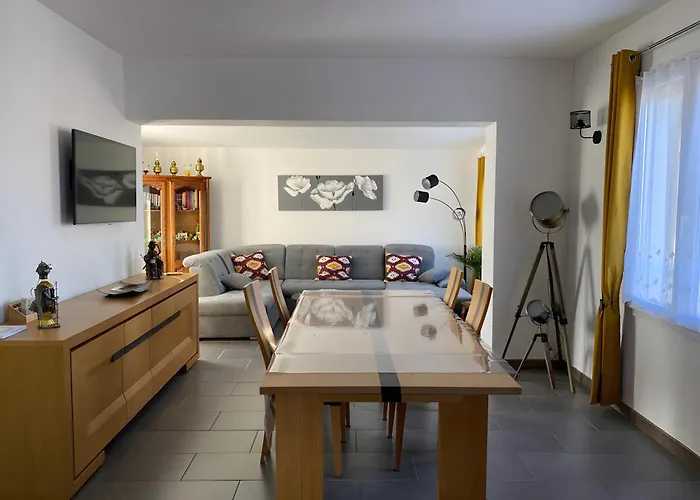 Photo de Logement calme et spacieux avec terrasses