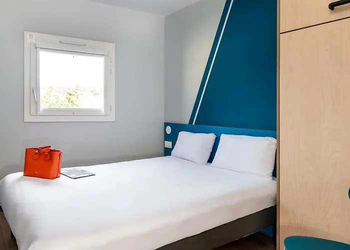 Hotel Ibis Budget Fecamp photo