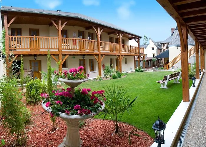 Hotel De Normandie Conches-en-Ouche photo