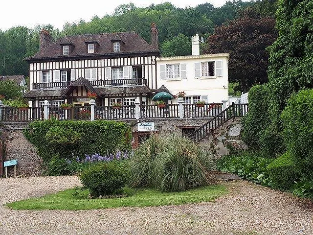 Restaurant & Chambres D'Hotes L'Eau Vive Fatouville-Grestain photo