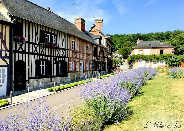 L'Atelier De Tess Bed & Breakfast Le Bec-Hellouin photo